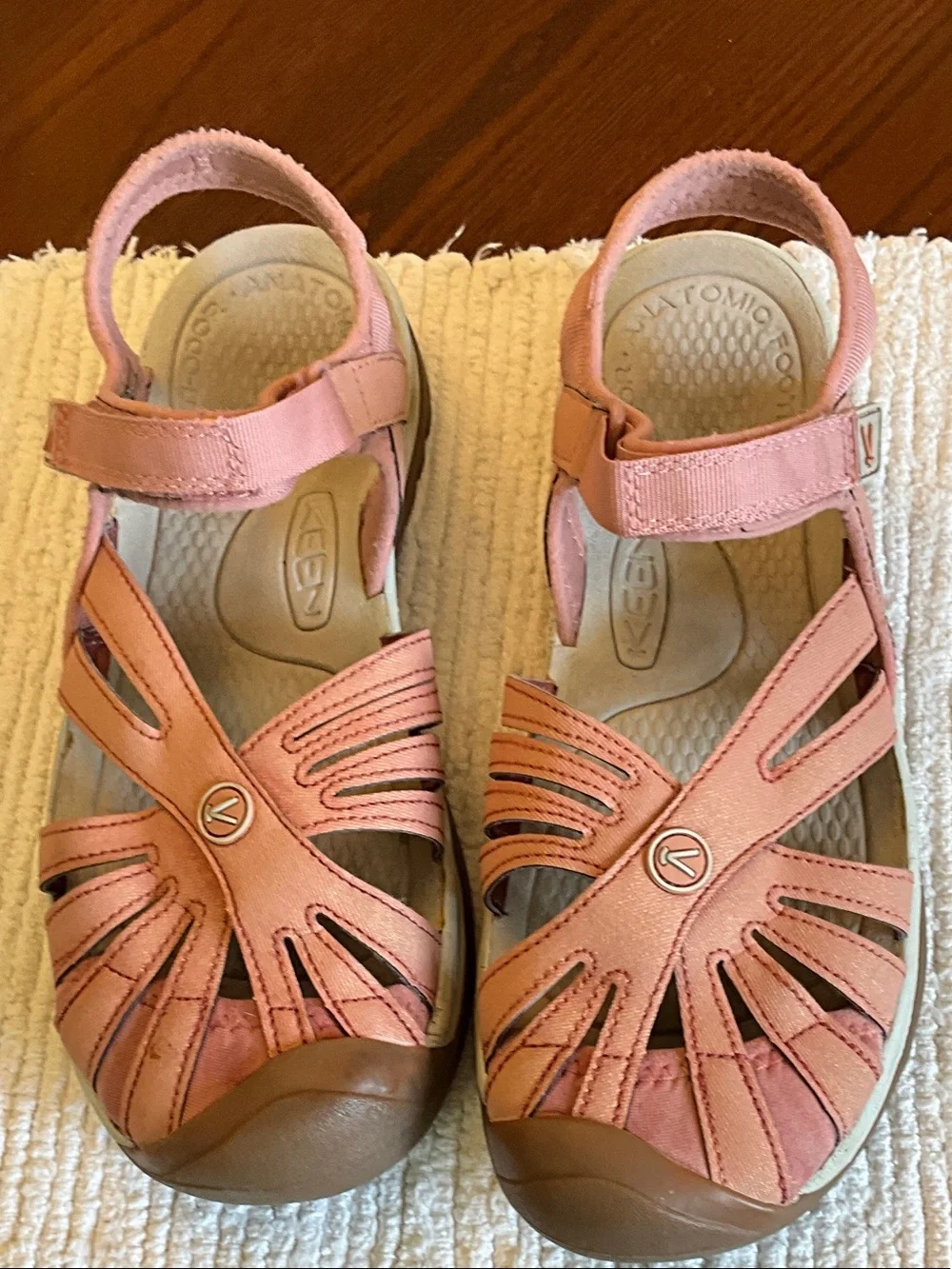 Keen Coral Pink Closed-Toe Sport Sandals